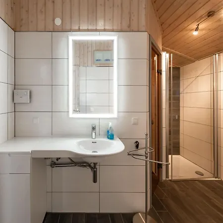 Behagliches Mit Sauna Im Mueritz