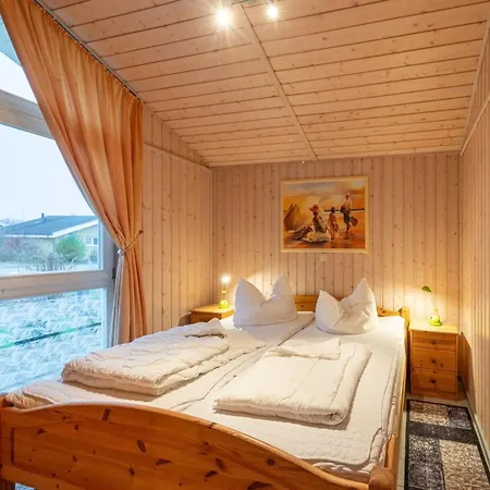Behagliches Mit Sauna Im Mueritz Ferienhaus Rechlin