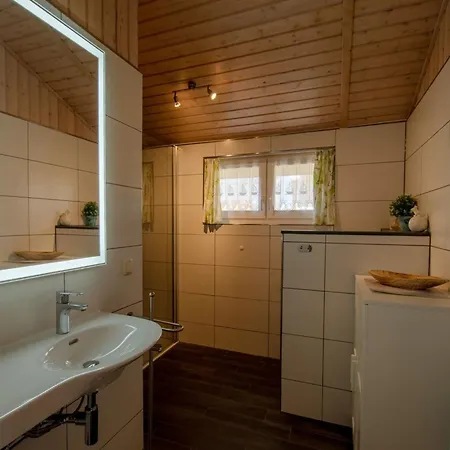 Behagliches Mit Sauna Im Mueritz
